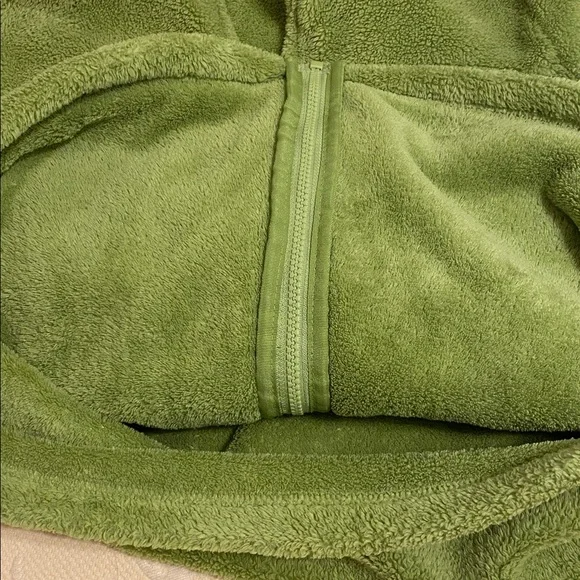 Lands End lime green Teddy Jacket, pre-owned in good shape - Picture 9 of 9